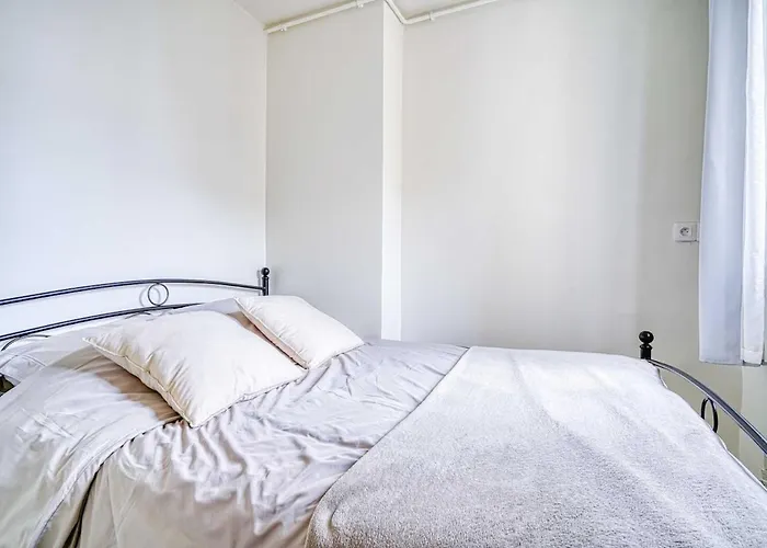 Quartier Des Ternes - Le Reveur - 137mc Bis París